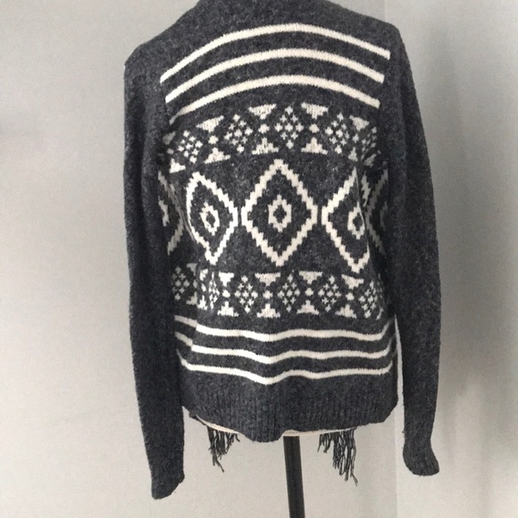 Grey and white Cardigan - Picture 3 of 4